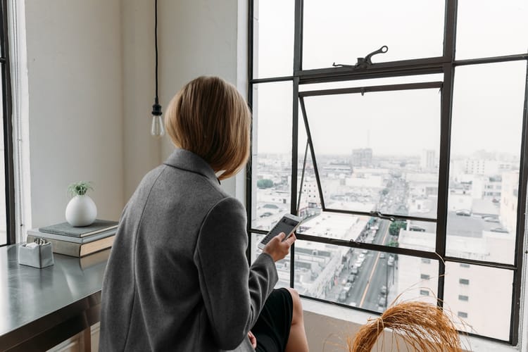 The Difference Between Introverted & Extroverted MBTI Types